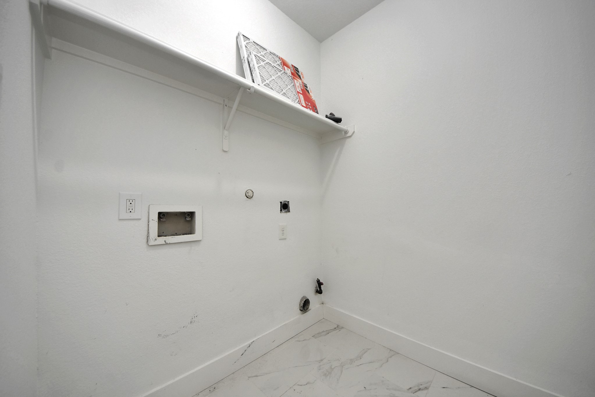 2311 Canfield Street Houston, TX 77004 - Photo 30 of 38 a view of a small space