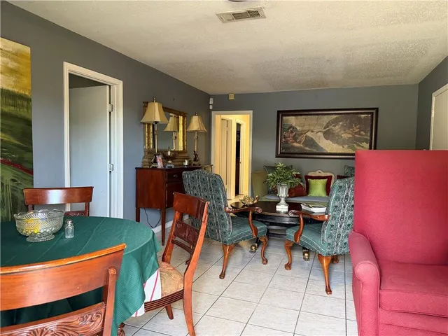 $2,500 | 548 Bellemeade Boulevard, Gretna, LA 70056