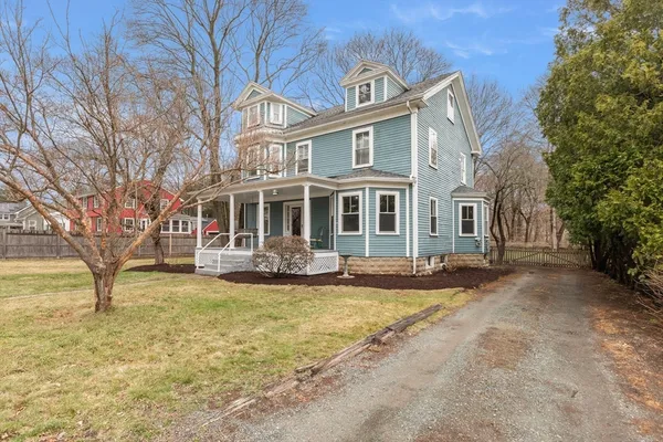 $899,900 | 20 Perkins Street, Wenham, MA 01984