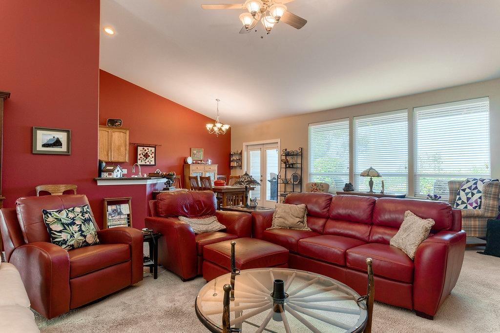 63 Broken Stone Way Eagle Point, OR 97524 - Photo 13 of 28 Additional Photo
