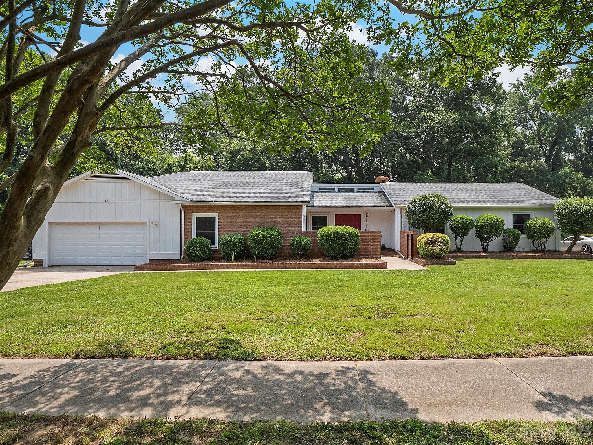 5934 Sullins Road Charlotte, NC 28214 - Photo 1 of 27 Gallery Image 1