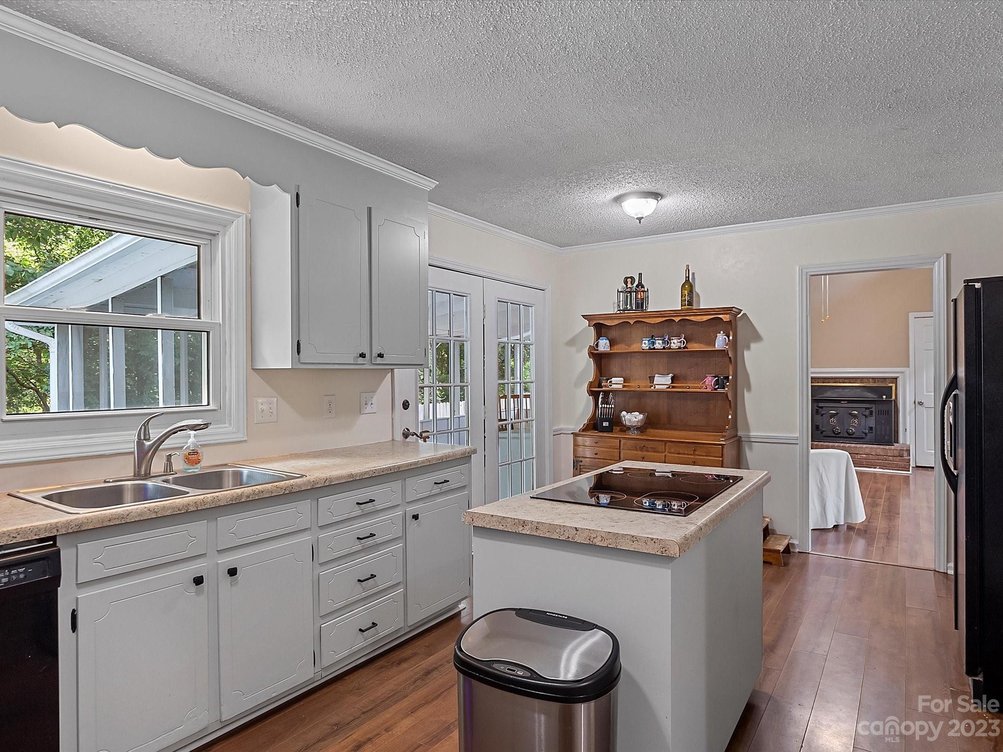 5934 Sullins Road Charlotte, NC 28214 - Photo 4 of 27 Gallery Image 4