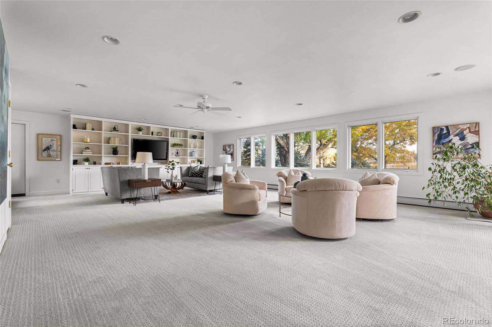 700 Utica Avenue Boulder, CO 80304 - Photo 32 of 50 a room with lots of table and chairs