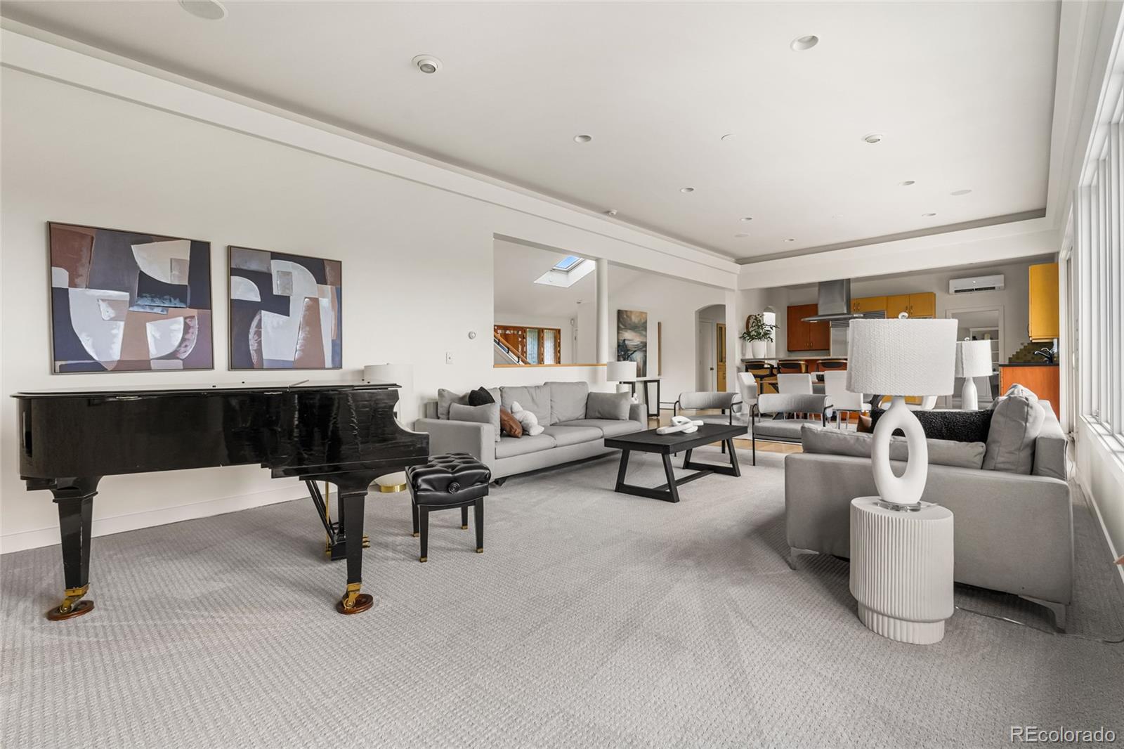 700 Utica Avenue Boulder, CO 80304 - Photo 35 of 50 a living room with furniture and a potted plant