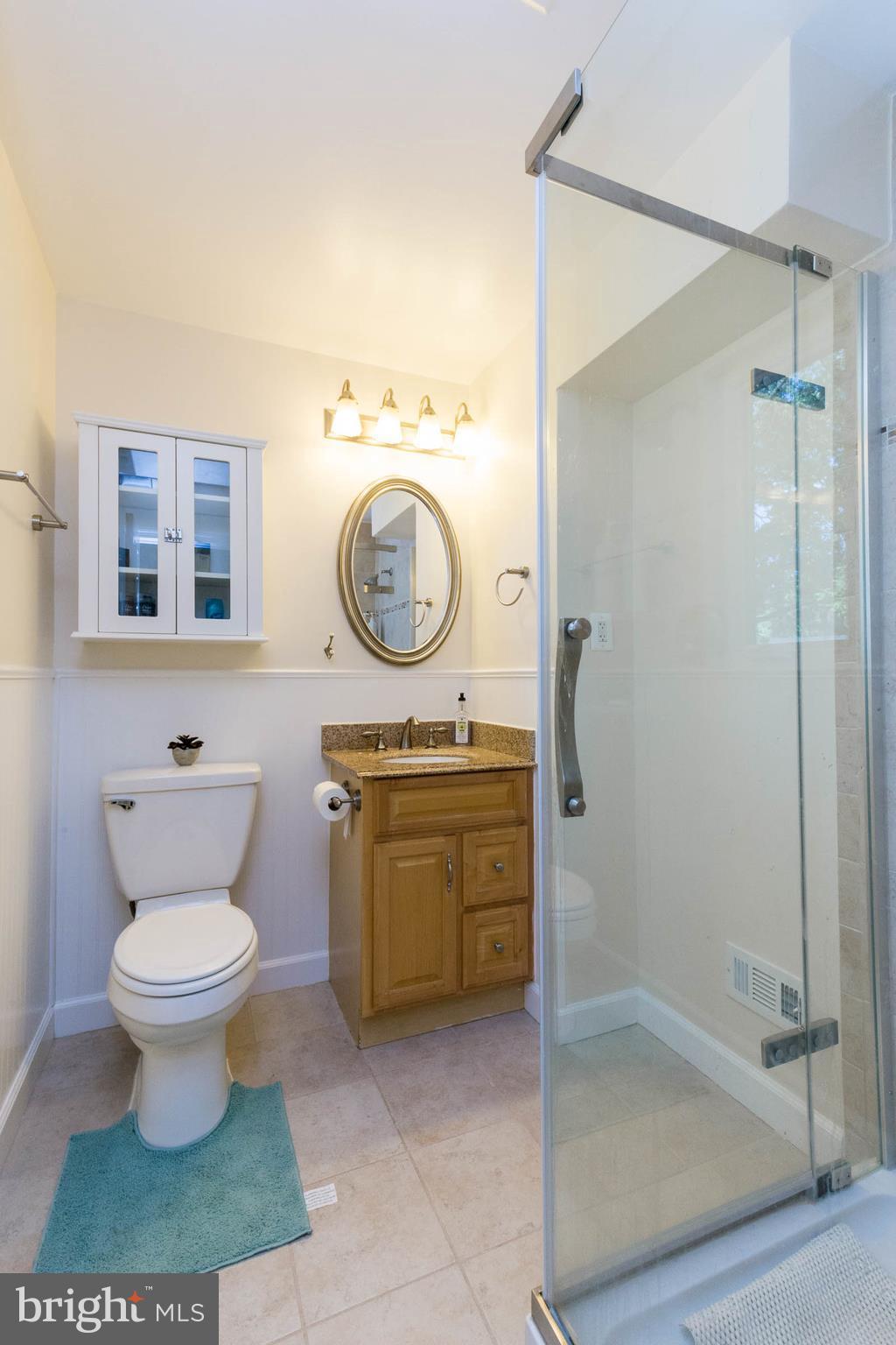 5317 Blacksburg Road Springfield, VA 22151 - Photo 18 of 21 Bath