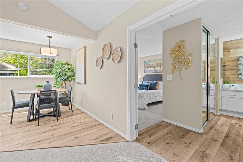 208 Springview Irvine, CA 92620 - Photo 5 of 58