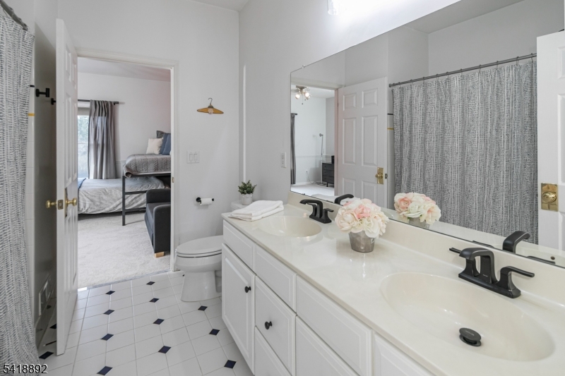 47 Van Zandt Road Skillman, NJ 08558 - Photo 29 of 40