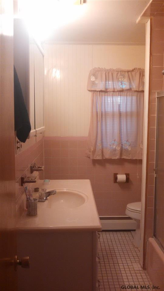 142 Lisha Kill Road Colonie, NY 12205 - Photo 14 of 16 Photo 14