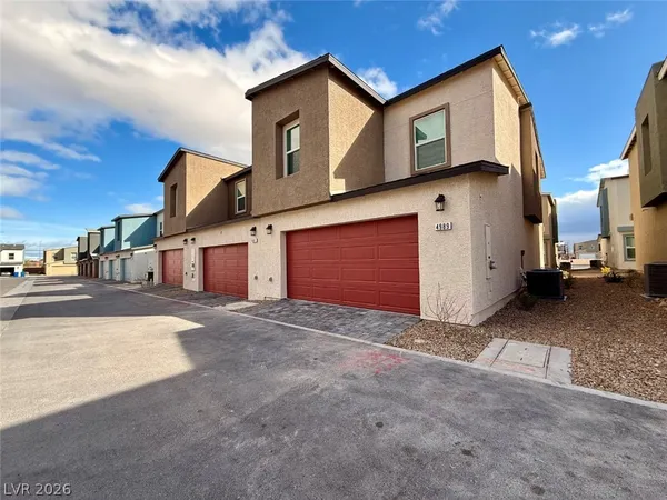$1,995 | 4989 Chapin Mesa Avenue, Las Vegas, NV 89139
