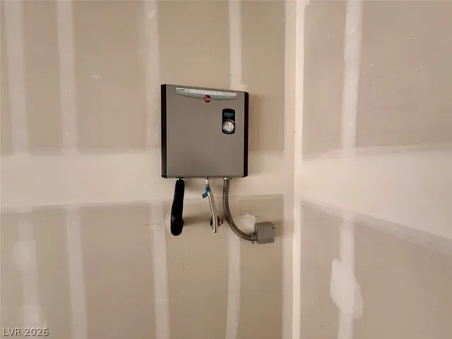 $1,995 | 4989 Chapin Mesa Avenue, Las Vegas, NV 89139