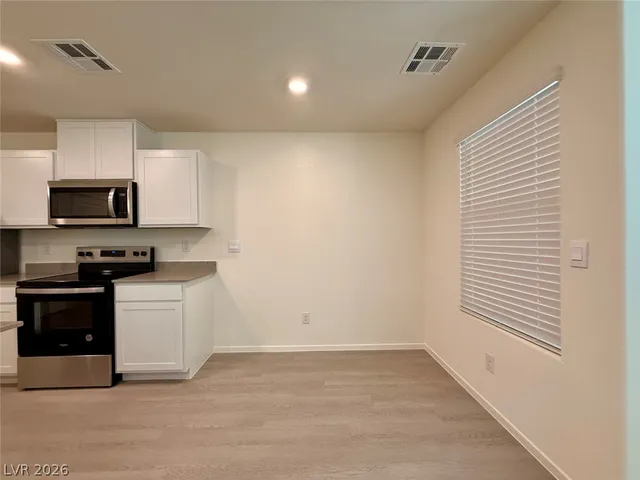 $1,995 | 4989 Chapin Mesa Avenue, Las Vegas, NV 89139