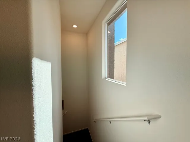 $1,995 | 4989 Chapin Mesa Avenue, Las Vegas, NV 89139