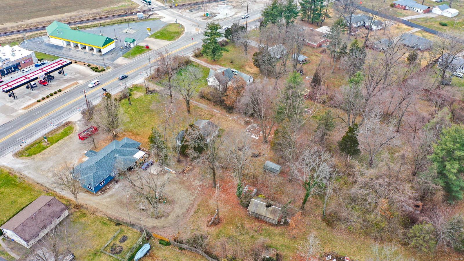 5607 Humbert Road Alton, IL 62002 - Photo 6 of 13