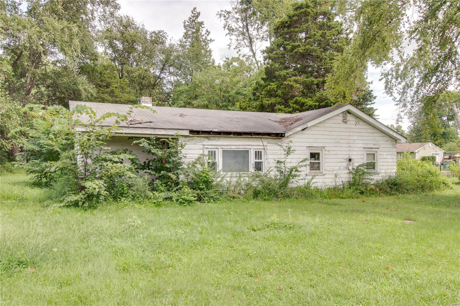 5607 Humbert Road Alton, IL 62002 - Photo 7 of 13