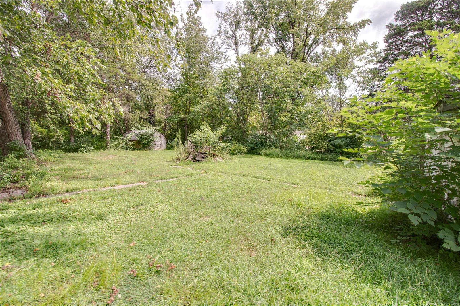 5607 Humbert Road Alton, IL 62002 - Photo 10 of 13