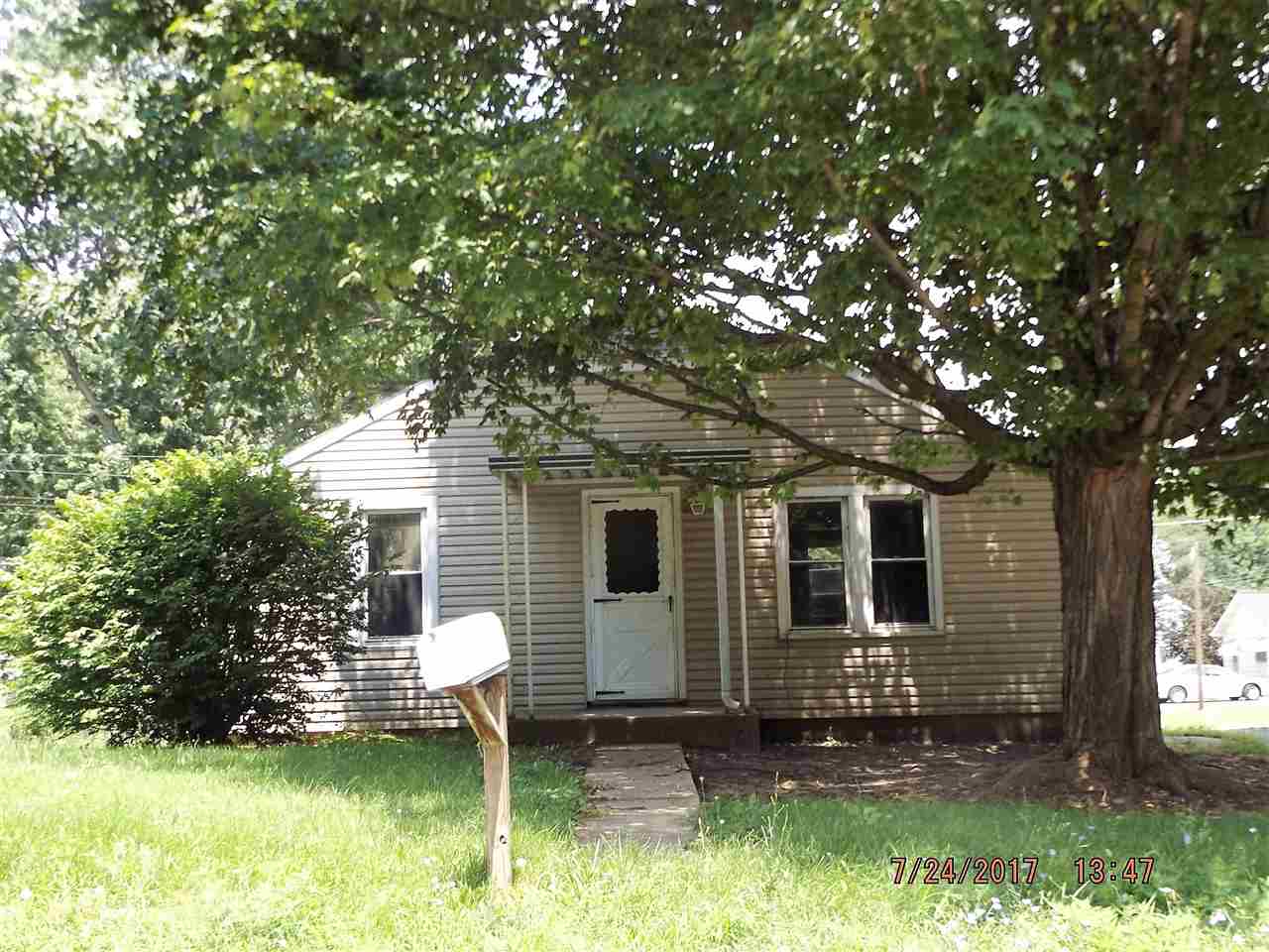 1824 East Purdue Road Muncie, IN 47303 - Photo 1 of 9