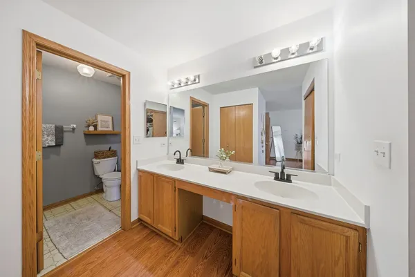 $390,000 | 1473 East Baronet Lane, Palatine, IL 60074