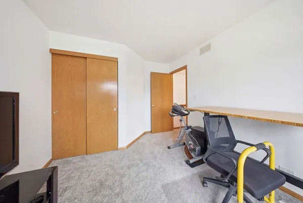 $390,000 | 1473 East Baronet Lane, Palatine, IL 60074