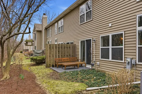 $390,000 | 1473 East Baronet Lane, Palatine, IL 60074