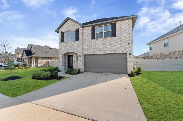 $320,000 | 16875 Pink Wintergreen Drive, Conroe, TX 77385