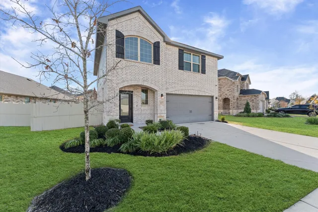 $320,000 | 16875 Pink Wintergreen Drive, Conroe, TX 77385