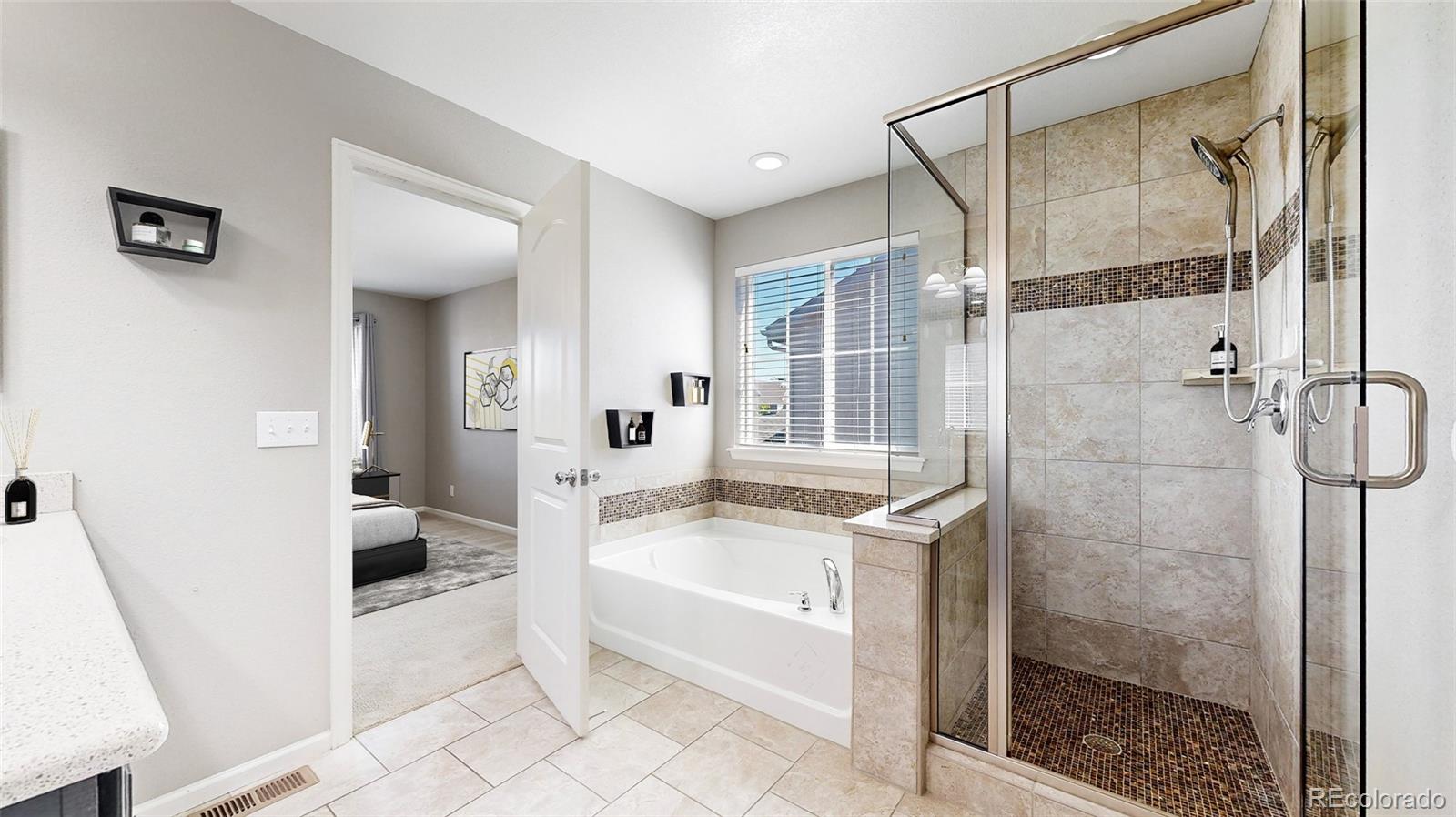 7916 East 53rd Drive Denver, CO 80238 - Photo 19 of 40