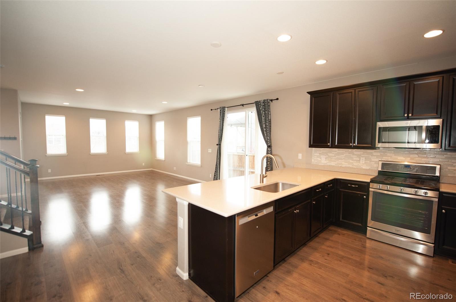 7916 East 53rd Drive Denver, CO 80238 - Photo 9 of 40