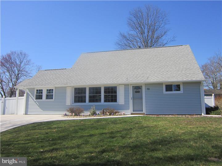 69 Queen Anne Road Levittown, PA 19057 - Photo 1 of 18 Gallery Image 1