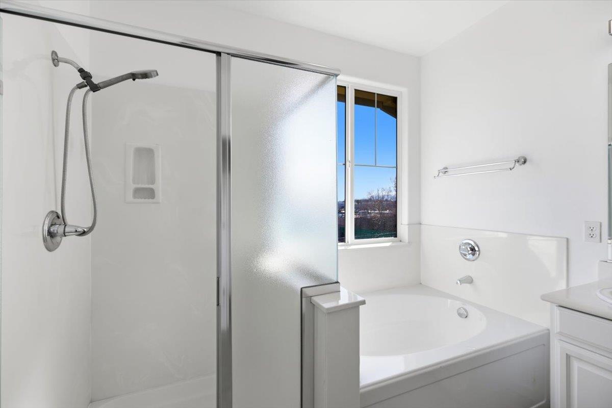 917 Vida Larga Loop Milpitas, CA 95035 - Photo 36 of 64