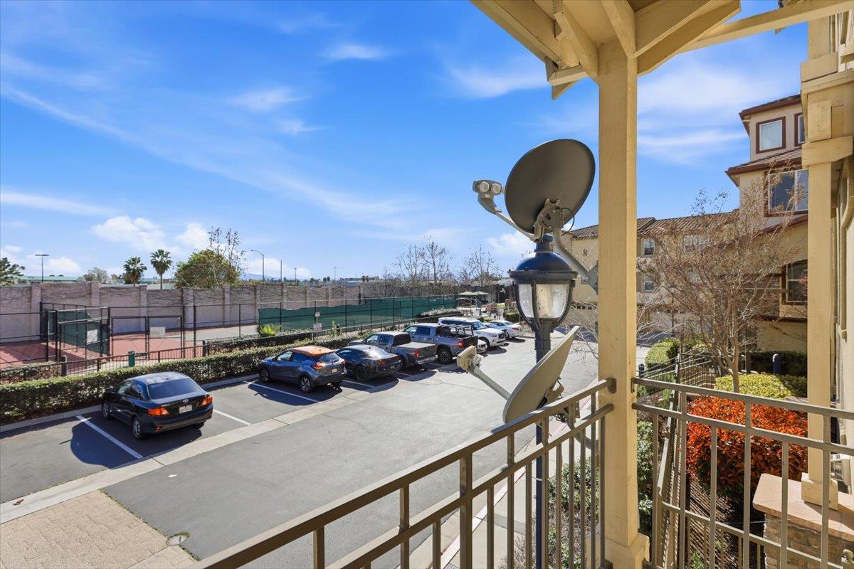 917 Vida Larga Loop Milpitas, CA 95035 - Photo 42 of 64