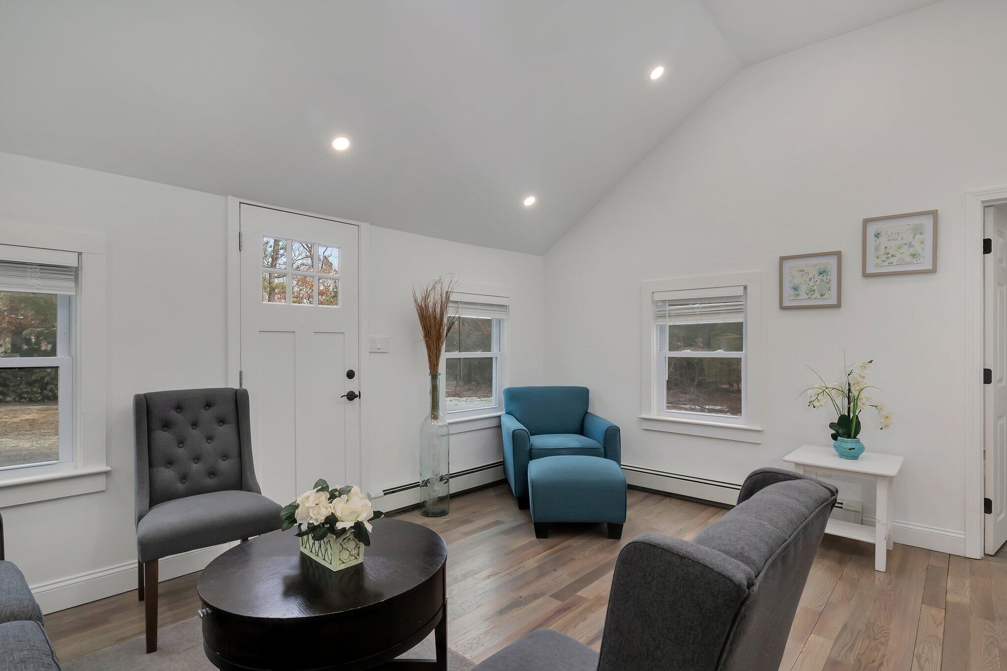 27 Newtown Road Sandwich, MA 02563 - Photo 6 of 29 11-web-or-mls-27-newtown-rd