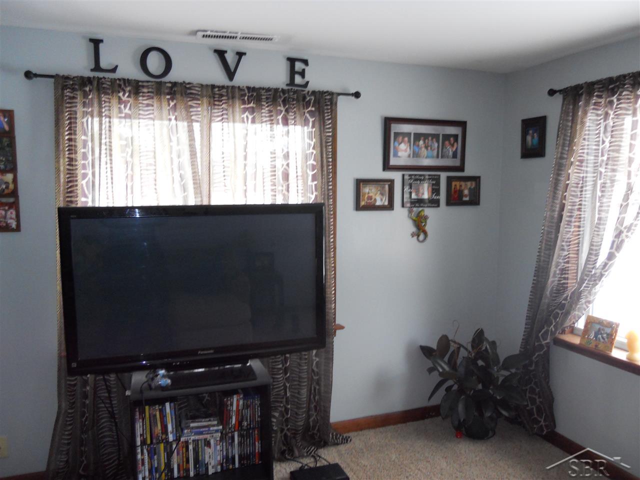 1396 East Dayton Road Caro, MI 48723 - Photo 13 of 34 31195195-12.JPG