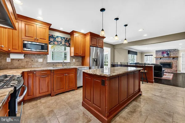$1,275,000 | 13 Madison Drive, West Windsor, NJ 08550