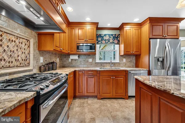$1,275,000 | 13 Madison Drive, West Windsor, NJ 08550
