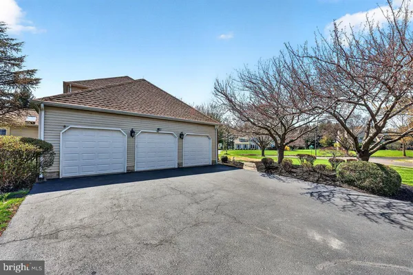 $1,275,000 | 13 Madison Drive, West Windsor, NJ 08550