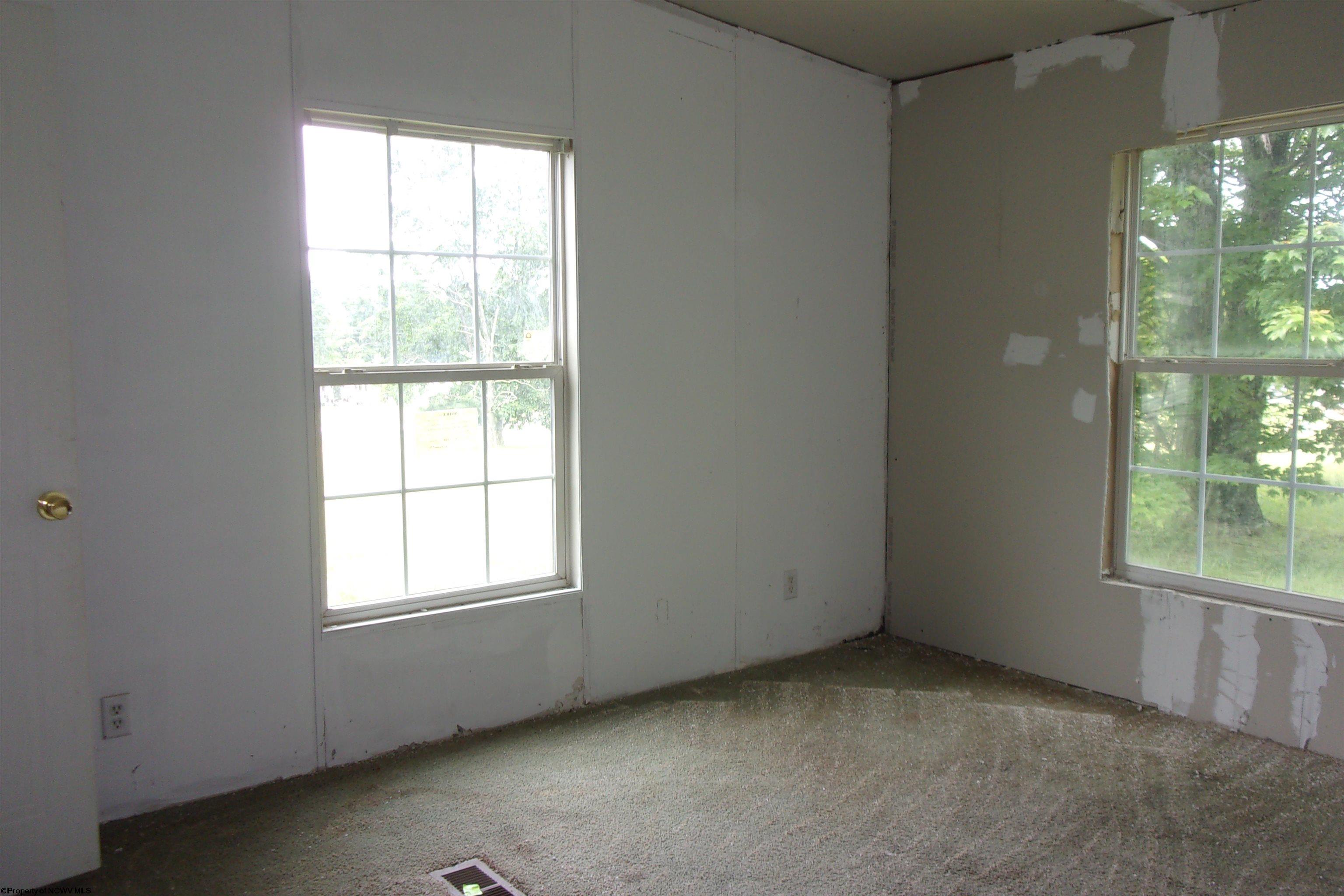 424 Indian Rock Road Reedsville, WV 26547 - Photo 17 of 21 Gallery Image 17