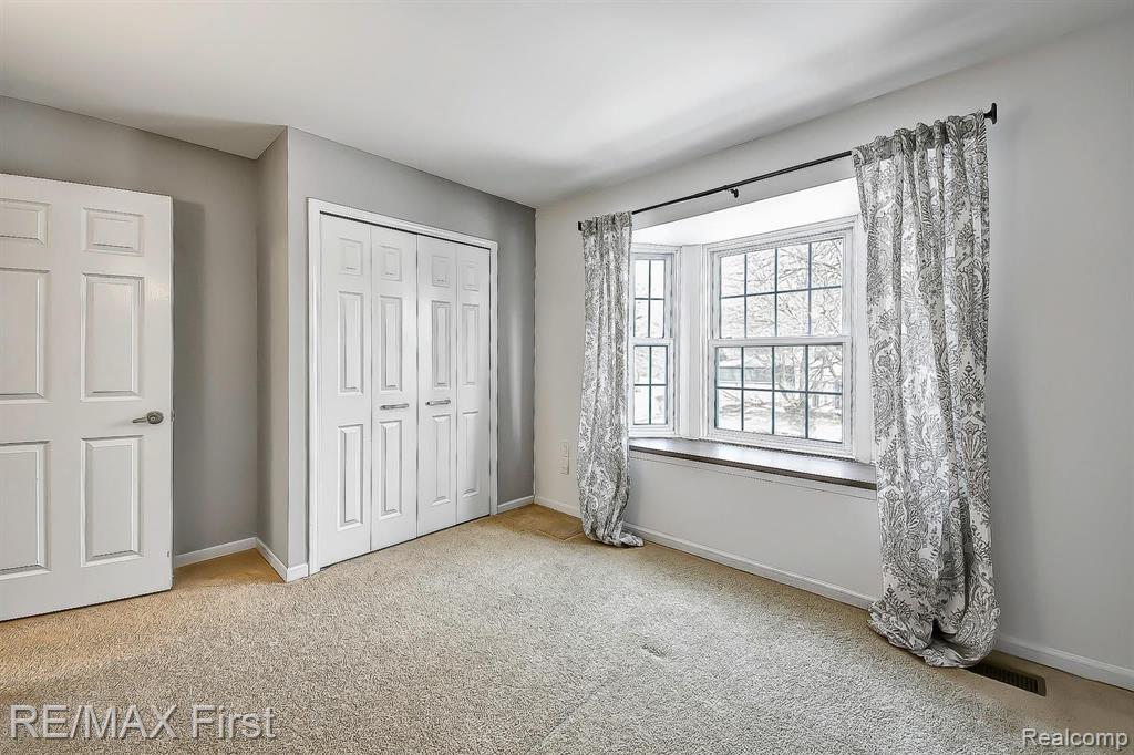 148 Stratford Lane Rochester Hills, MI 48309 - Photo 14 of 23