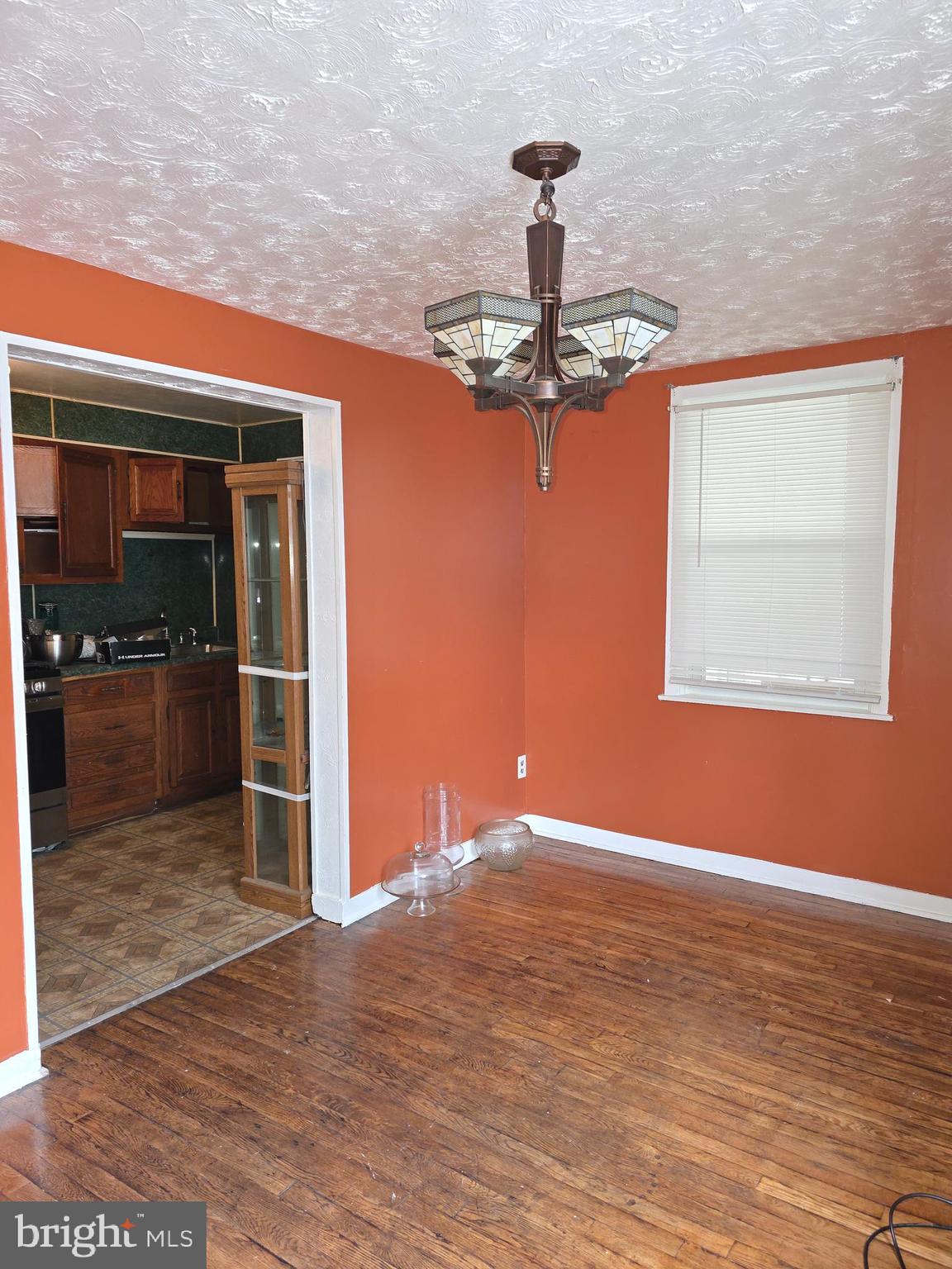 1212 Kevin Road Baltimore, MD 21229 - Photo 2 of 9