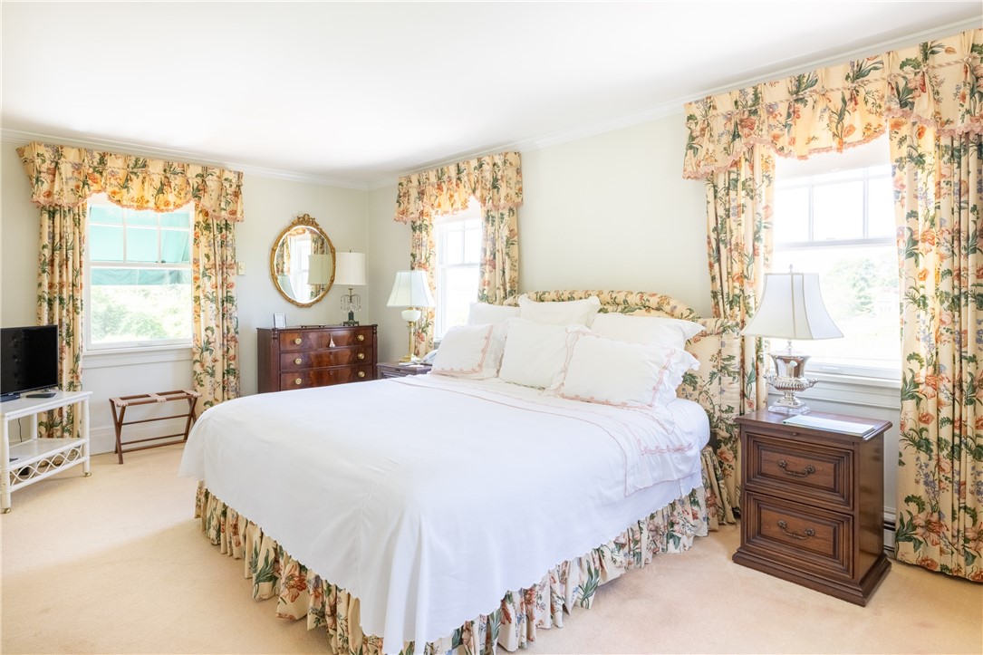 4 Arraquat Road Westerly, RI 02891 - Photo 35 of 48