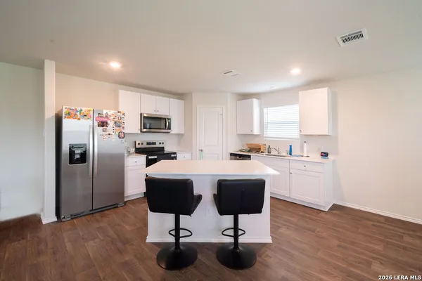 $1,895 | 7323 Perseus Brook, San Antonio, TX 78252