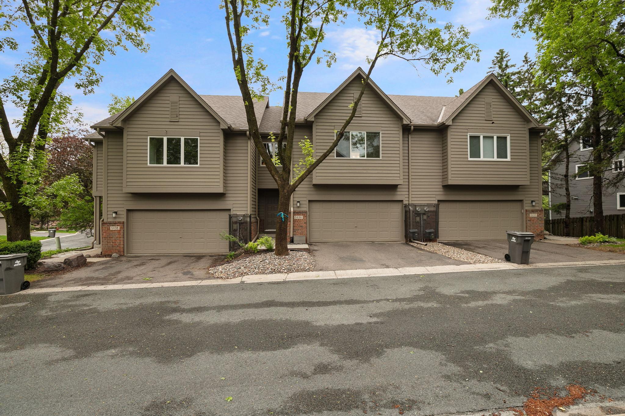 5434 Rowland Park Road Minnetonka, MN 55343 - Photo 29 of 32