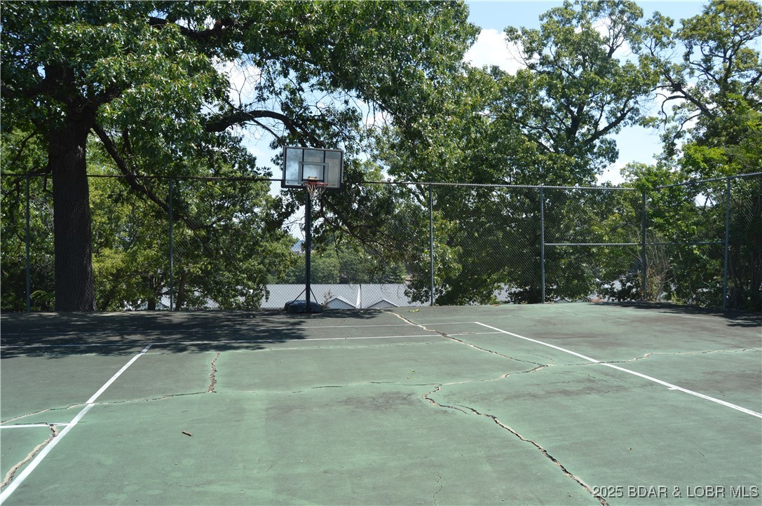 1442 Nichols Road, Unit B304 Osage Beach, MO 65065 - Photo 29 of 31 Basketball hoop
