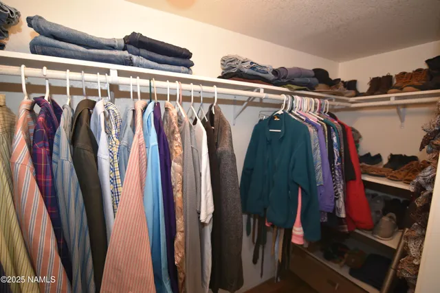 $375,000 | 26360 Solano Drive, Seligman, AZ 86337