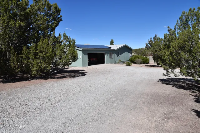 $375,000 | 26360 Solano Drive, Seligman, AZ 86337