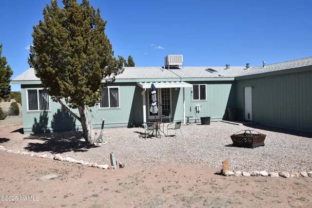 $375,000 | 26360 Solano Drive, Seligman, AZ 86337