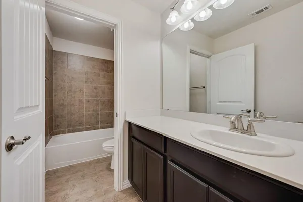 $3,100 | 1398 Caspian Drive, Roanoke, TX 76262