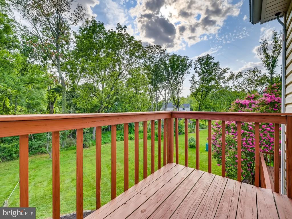9085 Northfield Road Ellicott City, MD 21042 - Photo 47 of 61 Deck