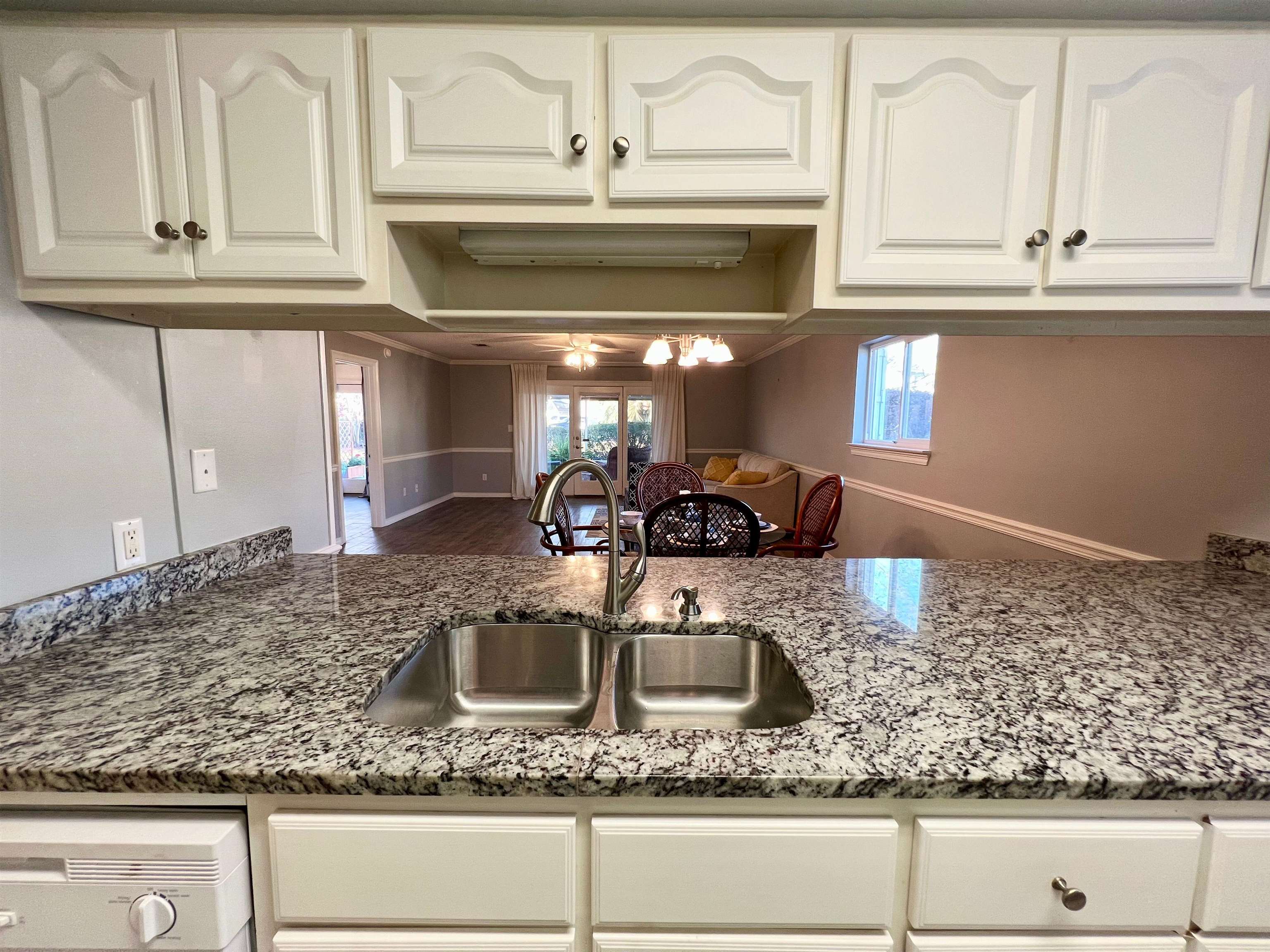 9495 Villas Drive Foley, AL 36535 - Photo 5 of 17 Kitchen to Dining View