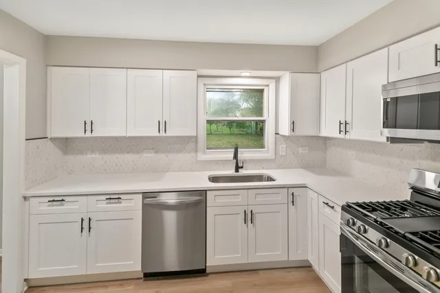 $274,900 | 1116 Amherst Lane, University Park, IL 60484