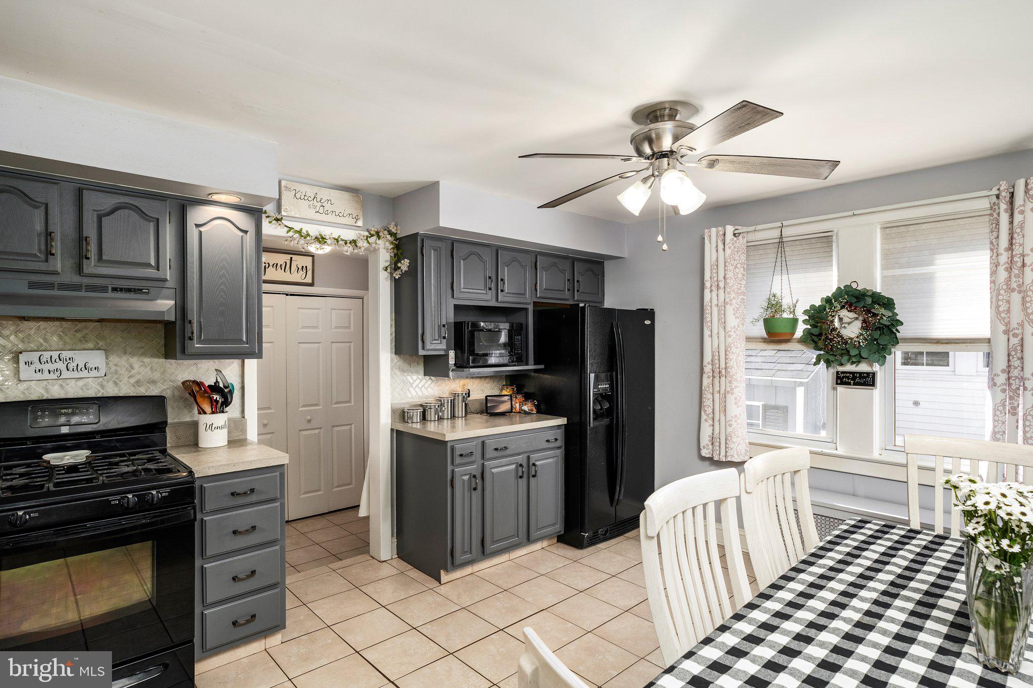 68 Madison Avenue Hamilton, NJ 08619 - Photo 11 of 29